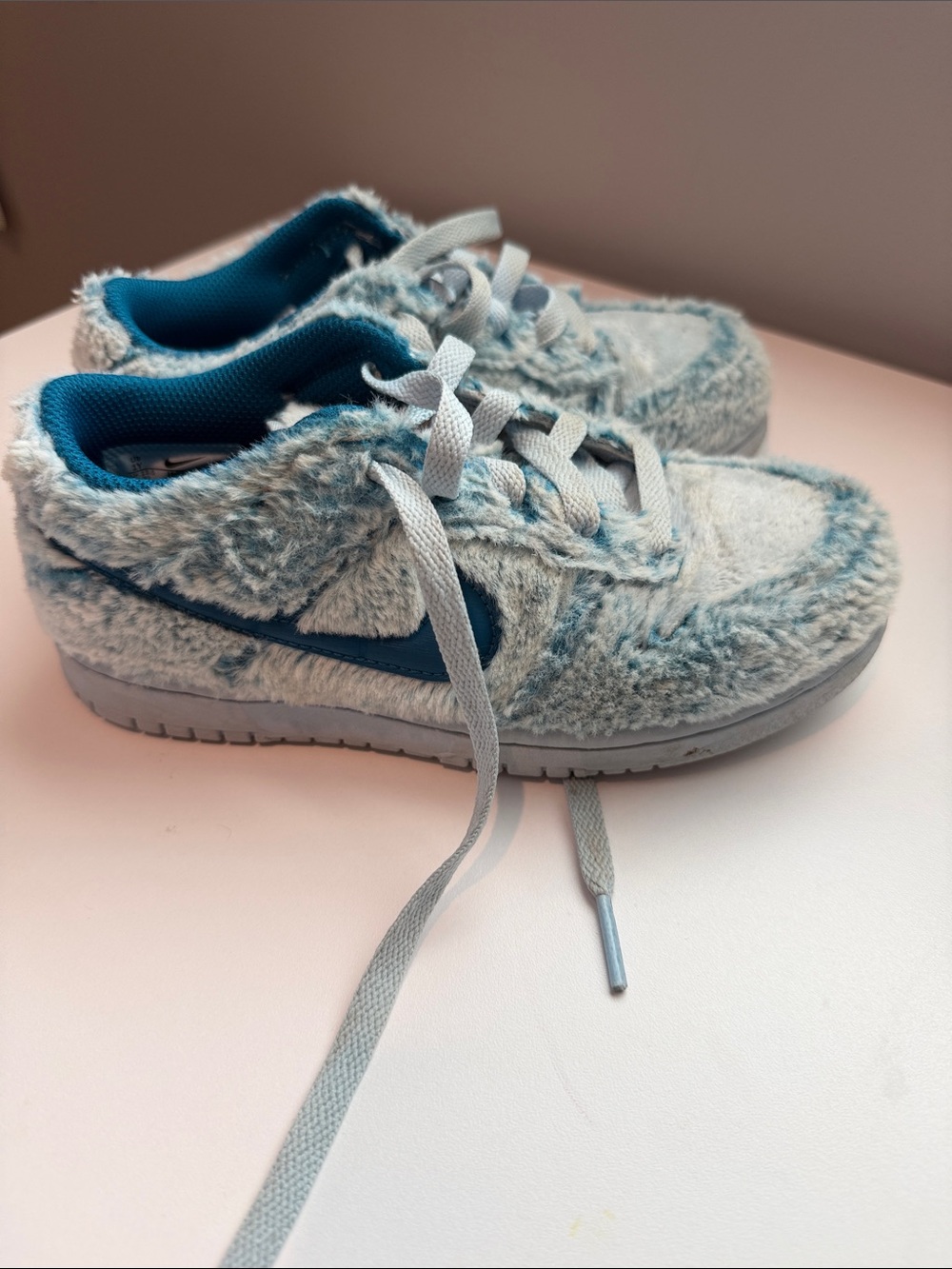 Nike dunks yeti edition